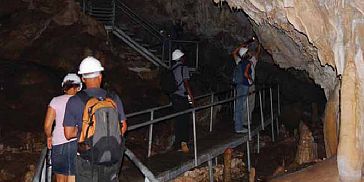 Guided tour of the Caves